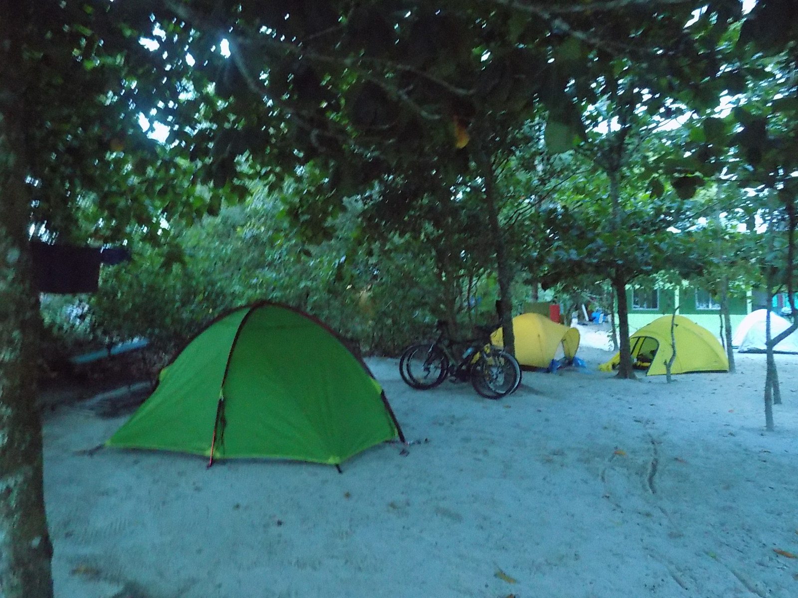 Ilha de Superagui - Nossa Barraca no Camping na Vila do Superagui